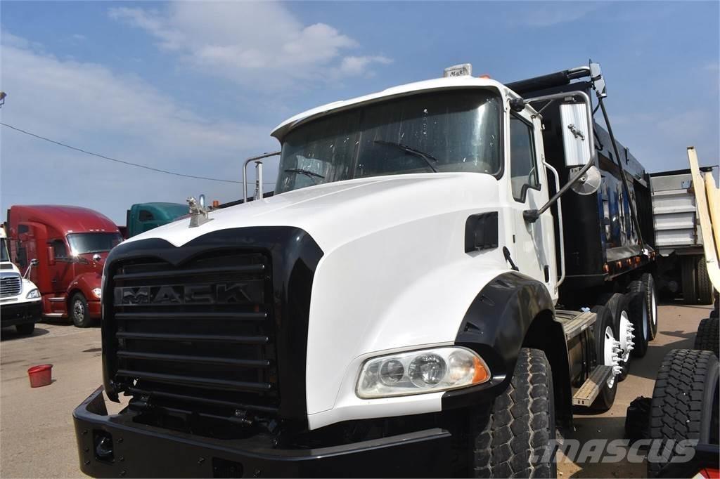 Mack GRANITE GU813 Самосвал
