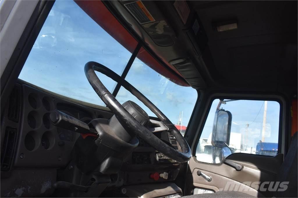 Mack VISION CX612 Самосвал