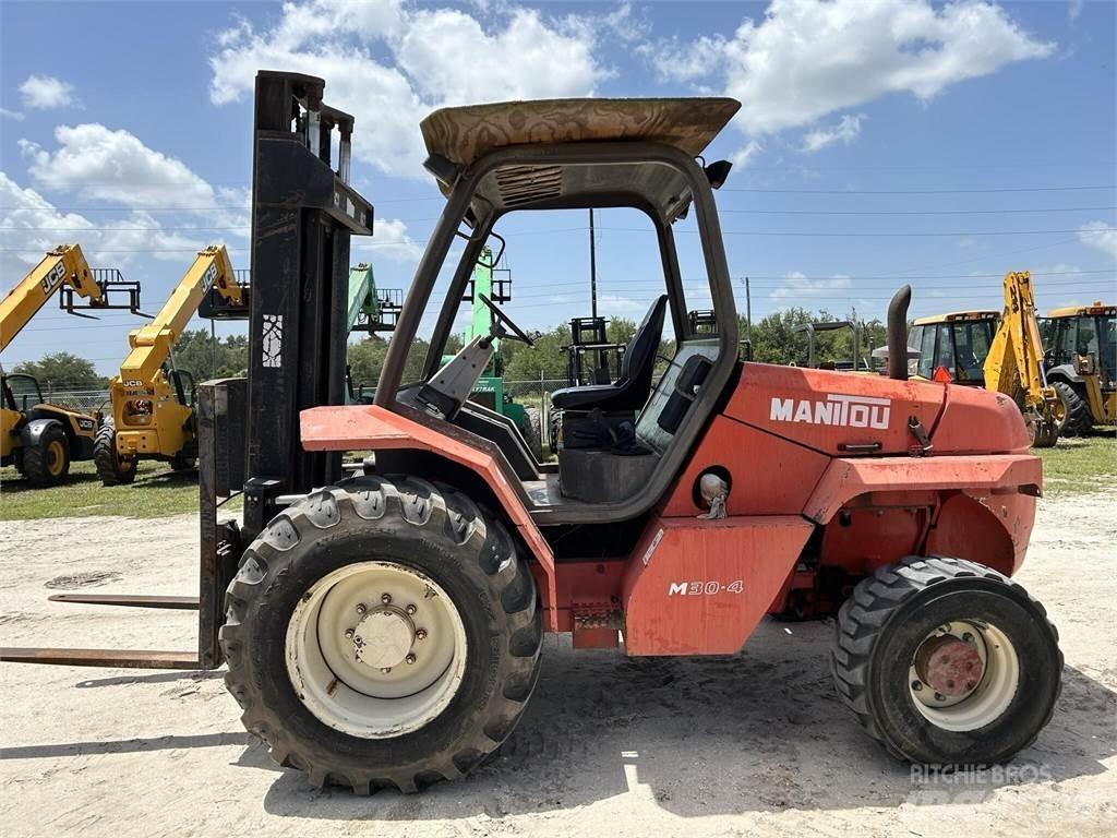 Manitou M30.4 Камиони за херавни местности
