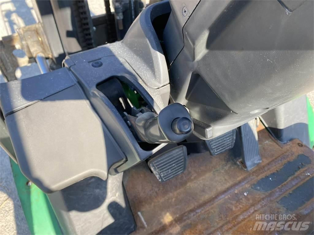 Mitsubishi FG25N Вилични кари-повдигачи - други