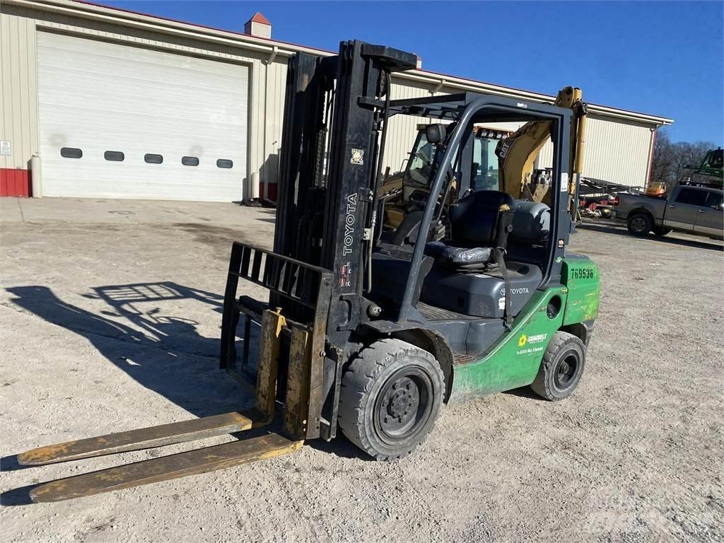 Mitsubishi FG30N Вилични кари-повдигачи - други