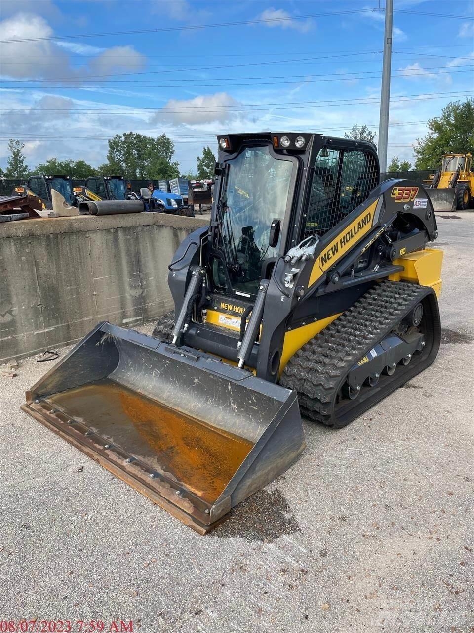 New Holland C337 Мини товарачи
