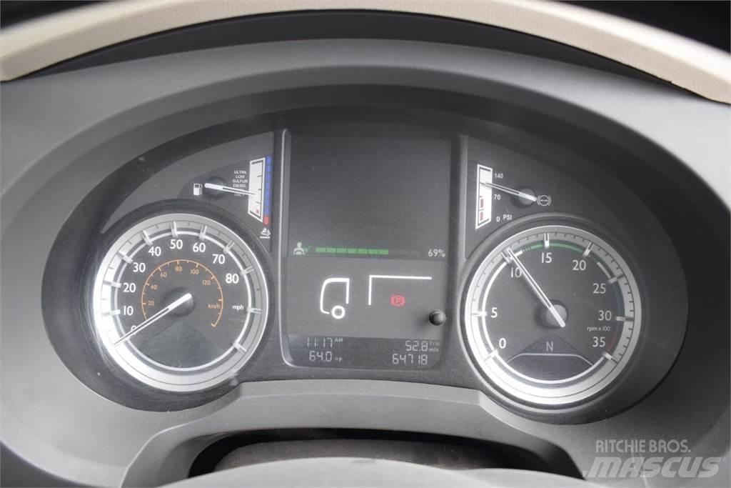 Peterbilt 220 Камиони за почистване