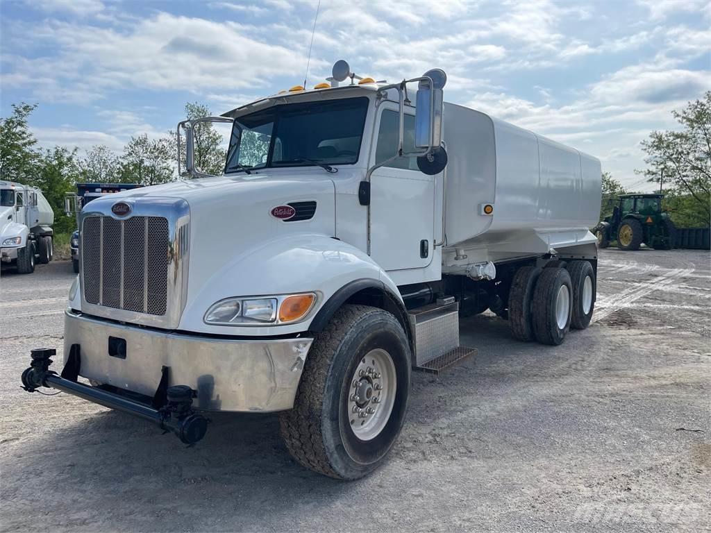 Peterbilt 335 Цистерни за вода
