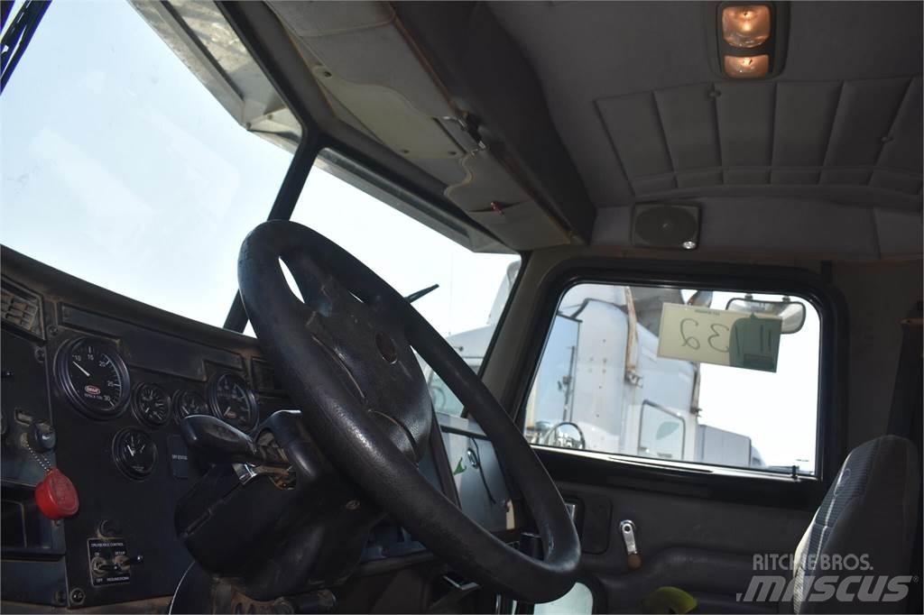Peterbilt 340 Самосвал