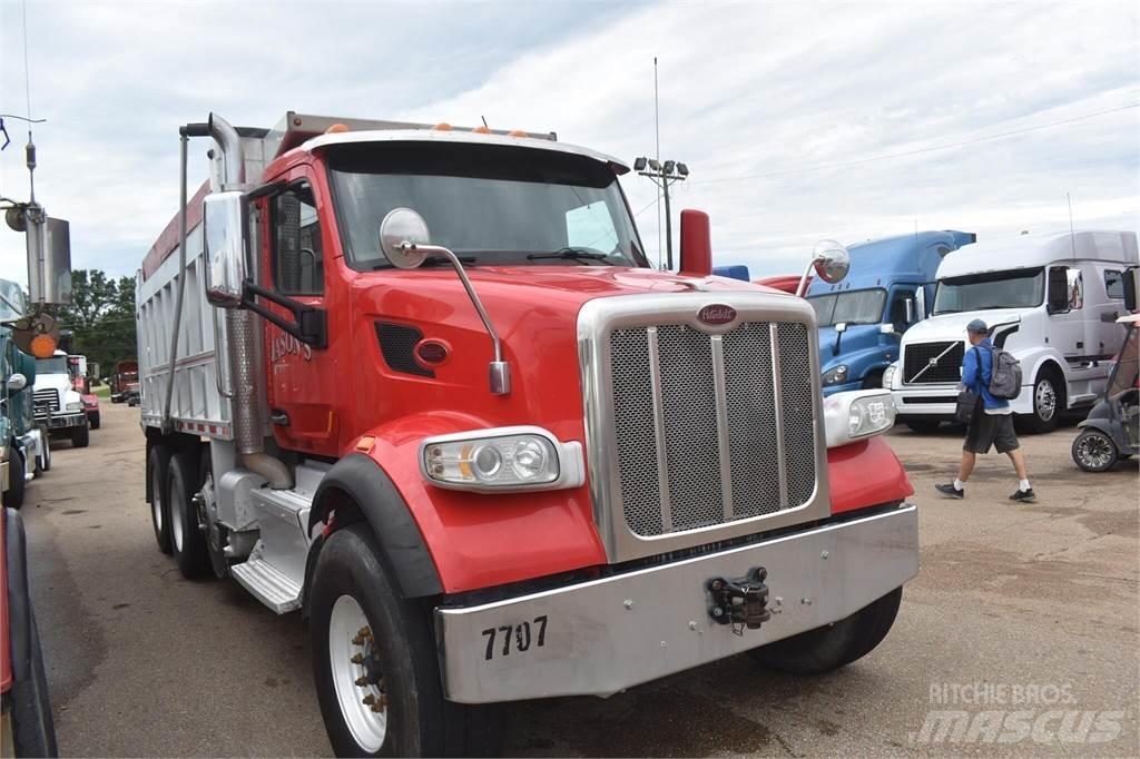 Peterbilt 567 Самосвал