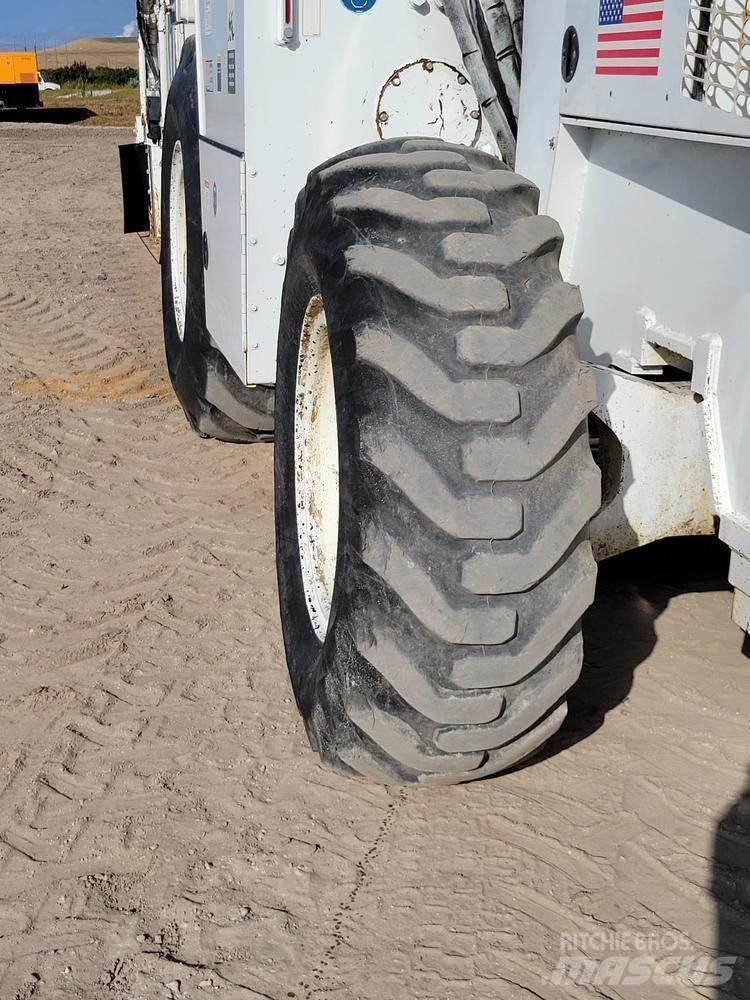 Roadtec SX2E Рециклатори на асфалт