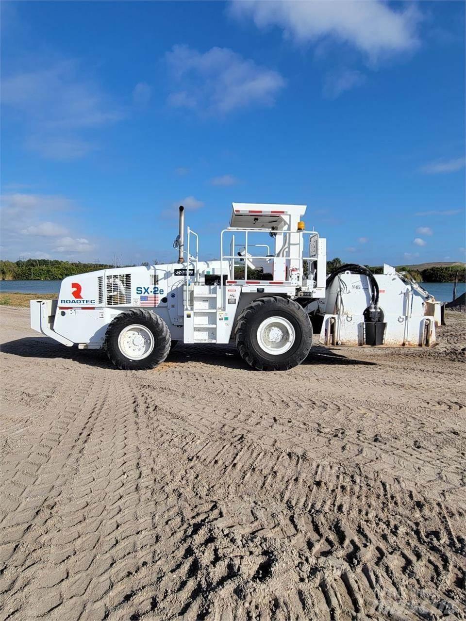 Roadtec SX2E Рециклатори на асфалт