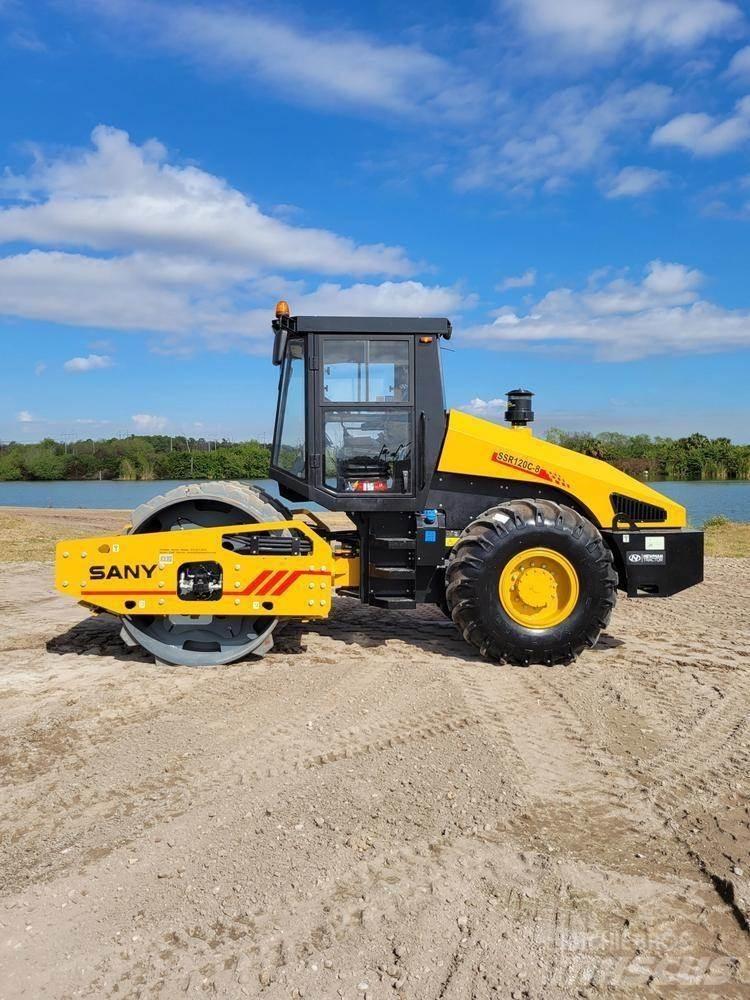 Sany SSR120C-8 Двойни барабанни ролки
