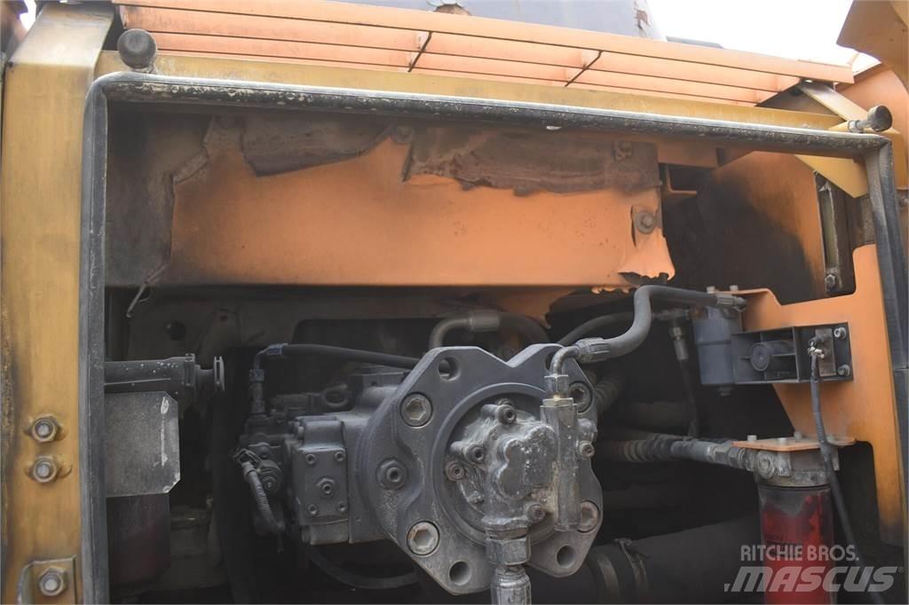 Sany SY235C Верижен екскаватор