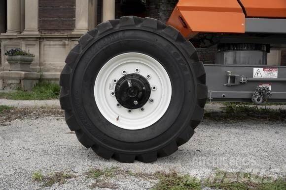 Snorkel TB126J Телескопични повдигачи
