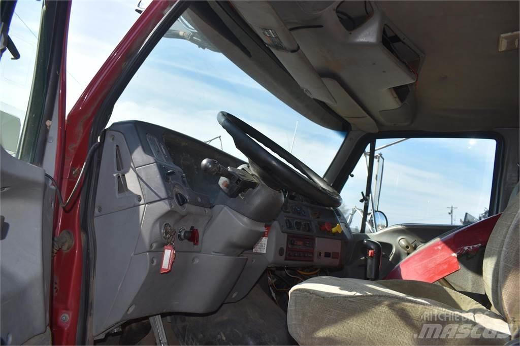 Sterling AT9500 Автокранове