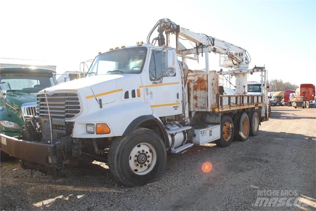 Sterling L8500 Автокранове