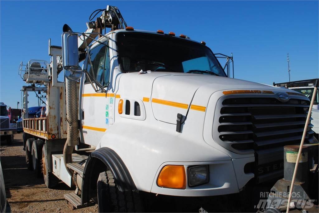Sterling L8500 Автокранове