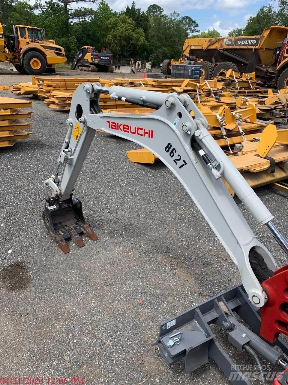 Takeuchi TB210R Мини екскаватори < 7 т