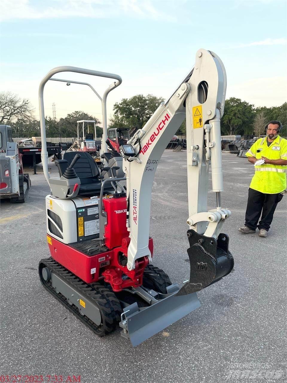Takeuchi TB210R Мини екскаватори < 7 т
