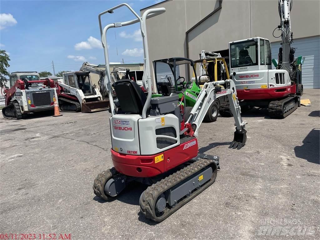 Takeuchi TB210R Мини екскаватори < 7 т