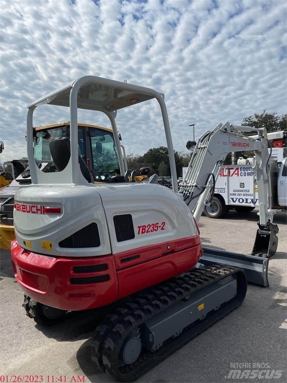Takeuchi TB235-2 Мини екскаватори < 7 т