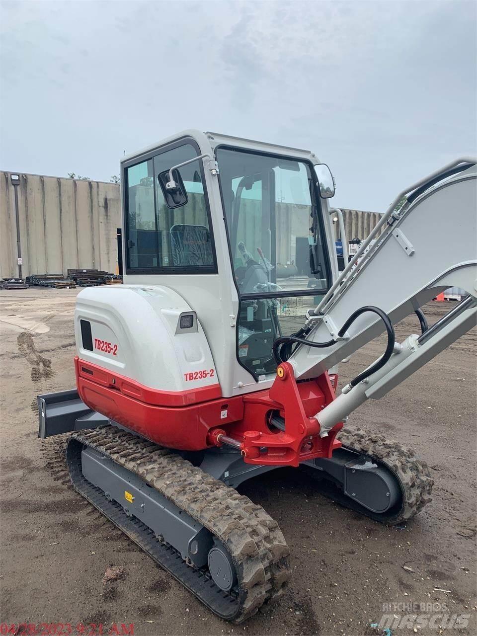 Takeuchi TB235-2 Мини екскаватори < 7 т