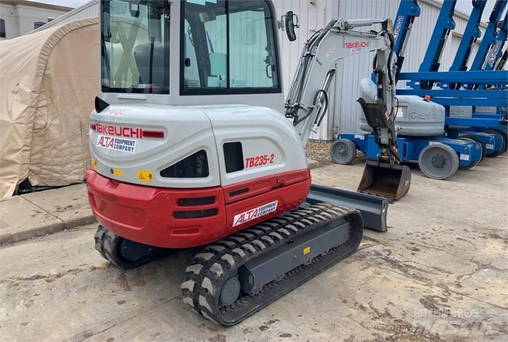 Takeuchi TB235-2 Мини екскаватори < 7 т