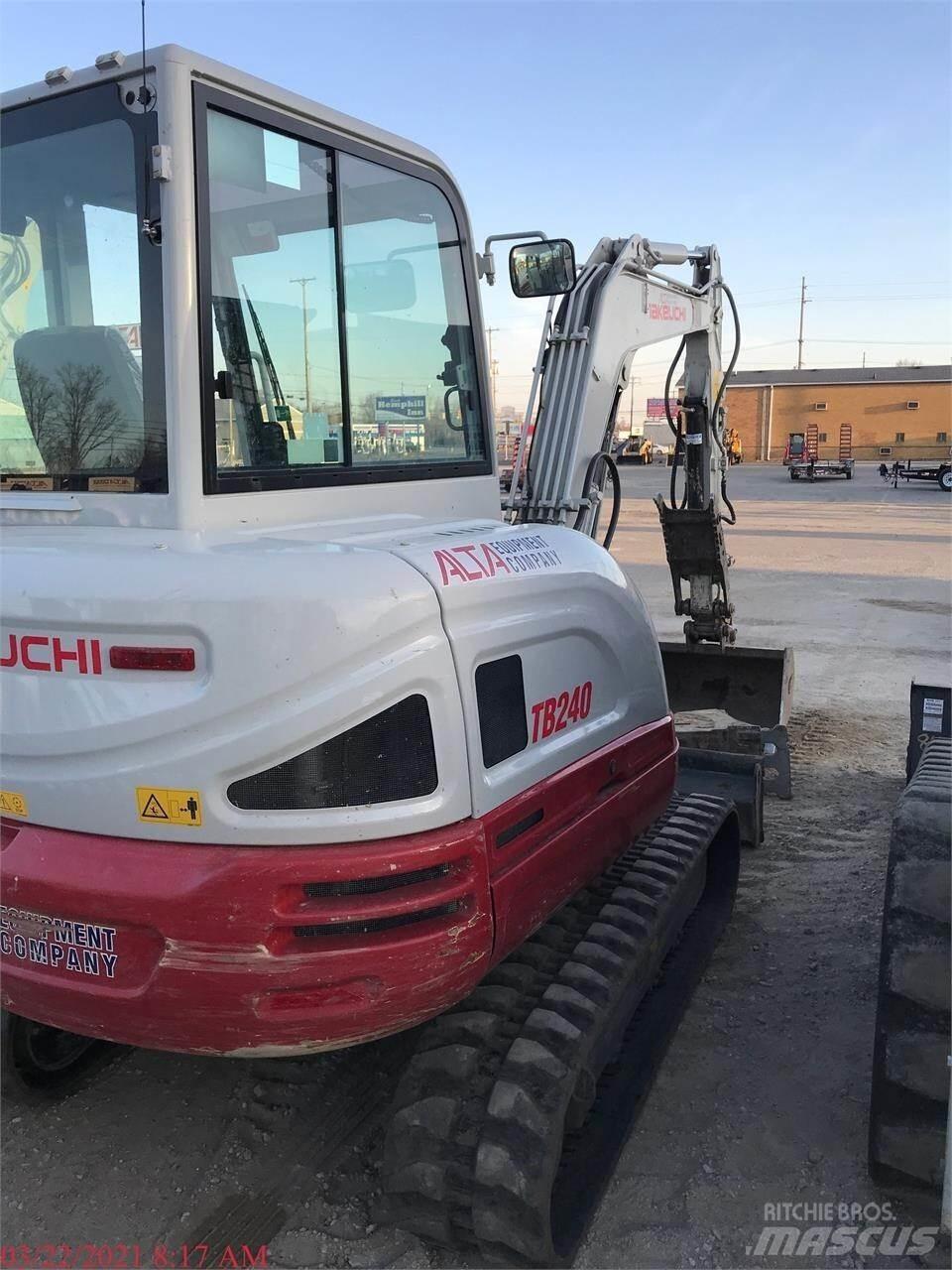 Takeuchi TB240 Мини екскаватори < 7 т