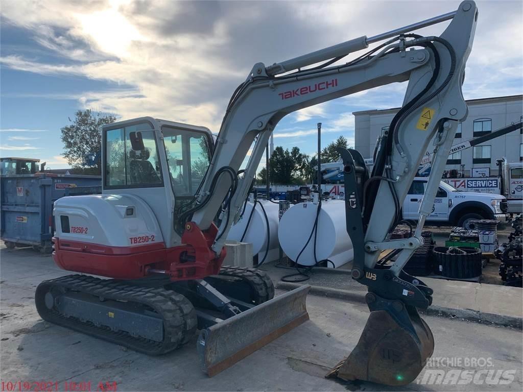 Takeuchi TB250-2 Мини екскаватори < 7 т