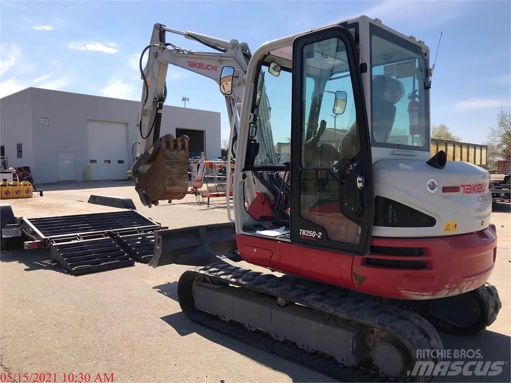 Takeuchi TB250-2 Мини екскаватори < 7 т