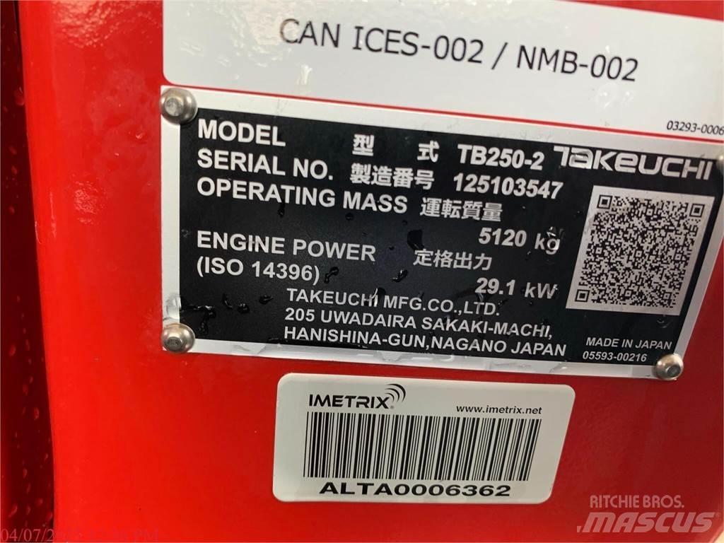 Takeuchi TB250-2 Мини екскаватори < 7 т