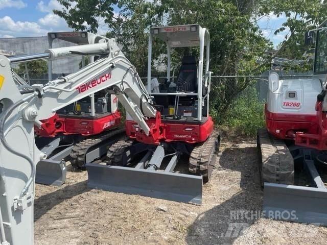 Takeuchi TB335R Мини екскаватори < 7 т
