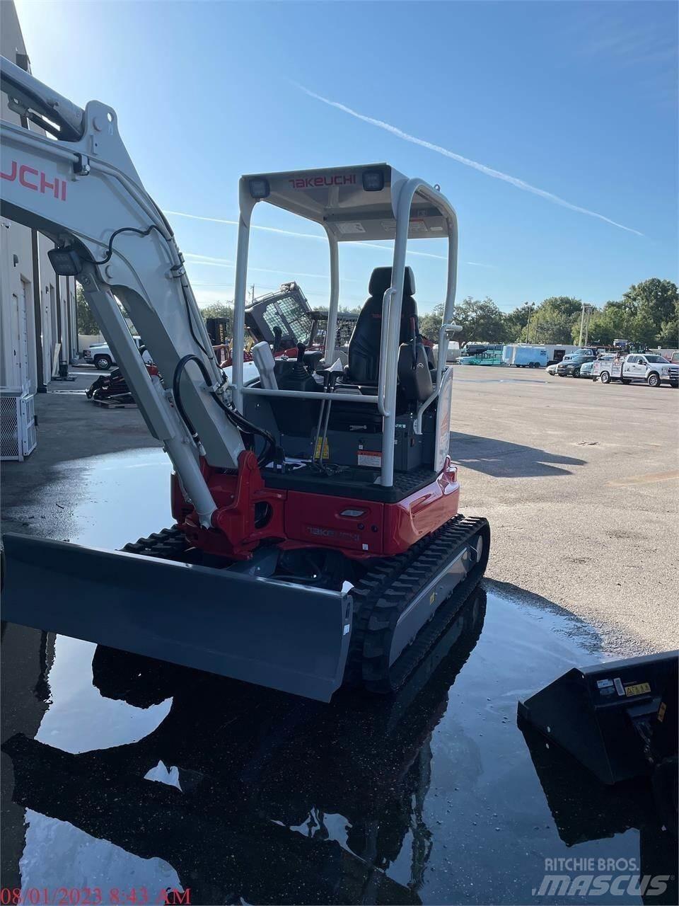 Takeuchi TB335R Мини екскаватори < 7 т