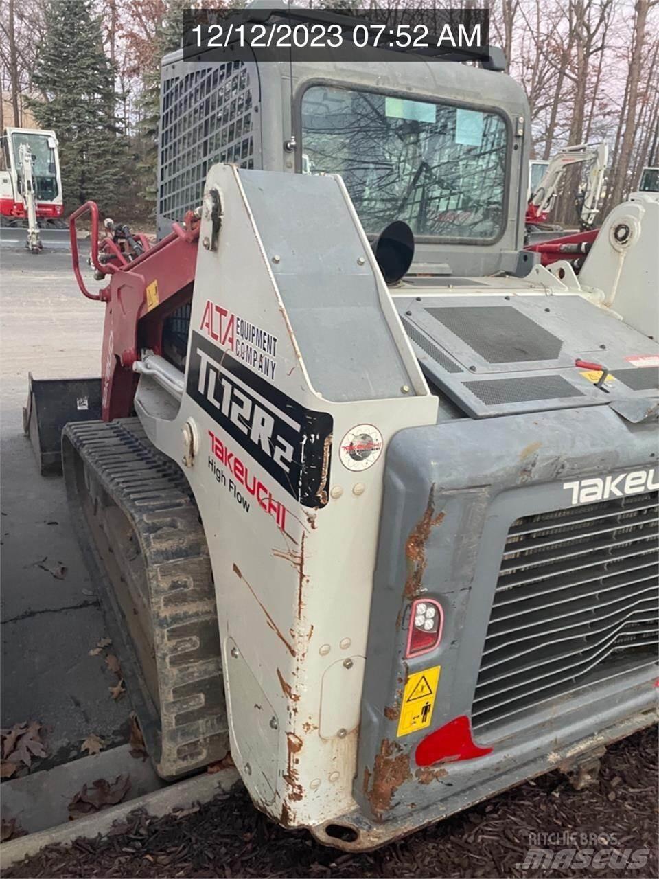 Takeuchi TL12R2 Мини товарачи

