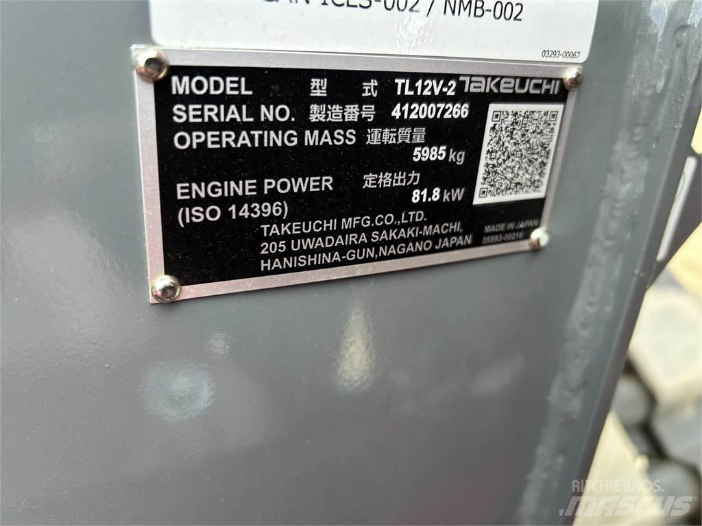 Takeuchi TL12V2 Мини товарачи
