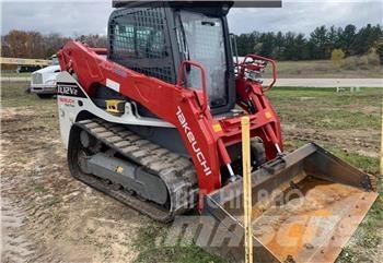 Takeuchi TL12V2 Мини товарачи
