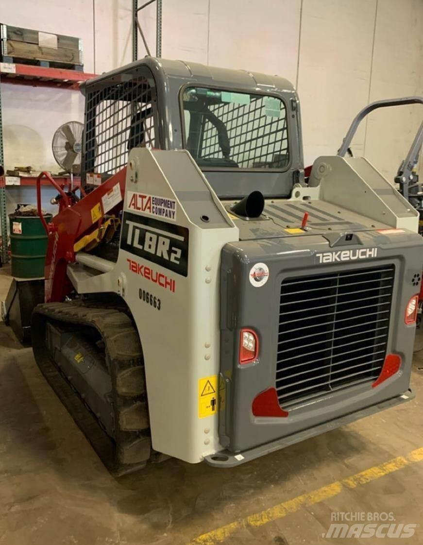 Takeuchi TL8R2 Мини товарачи
