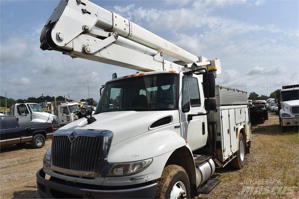 Terex HR46 Моторизирани платформи с талига