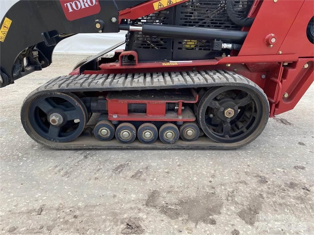 Toro DINGO TX427W Мини товарачи
