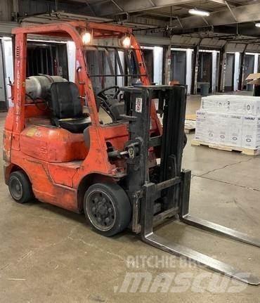 Toyota 7FGCU25 Вилични кари-повдигачи - други