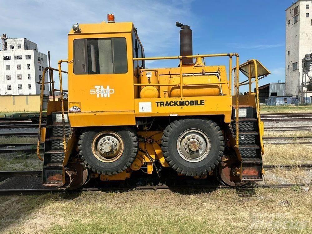  TRACKMOBILE 5500TM Строителство - Други
