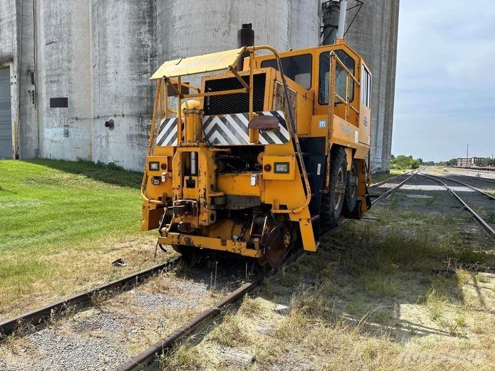  TRACKMOBILE 5500TM Строителство - Други