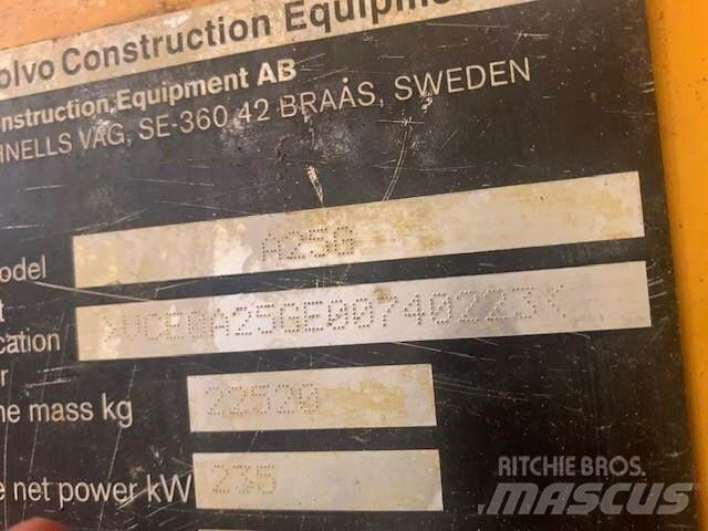 Volvo A25G Цистерни за вода
