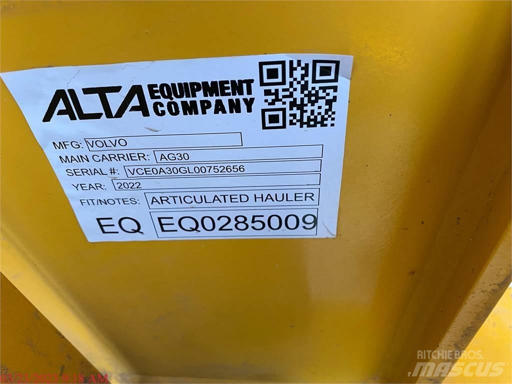 Volvo A30G Цистерни за вода
