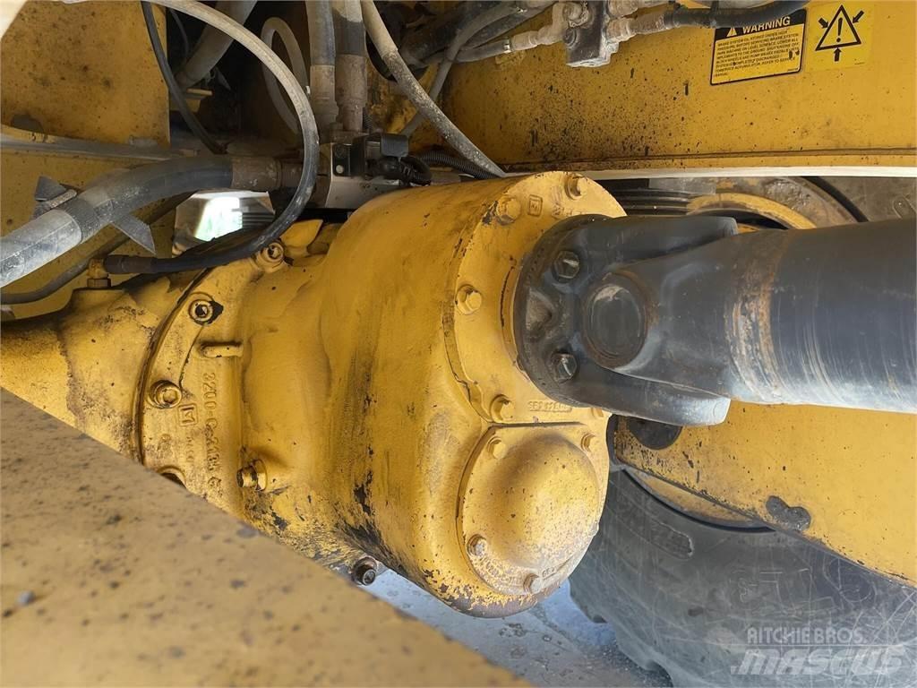 Volvo A40G Цистерни за вода
