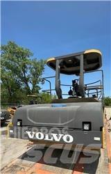 Volvo DD120C Двойни барабанни ролки
