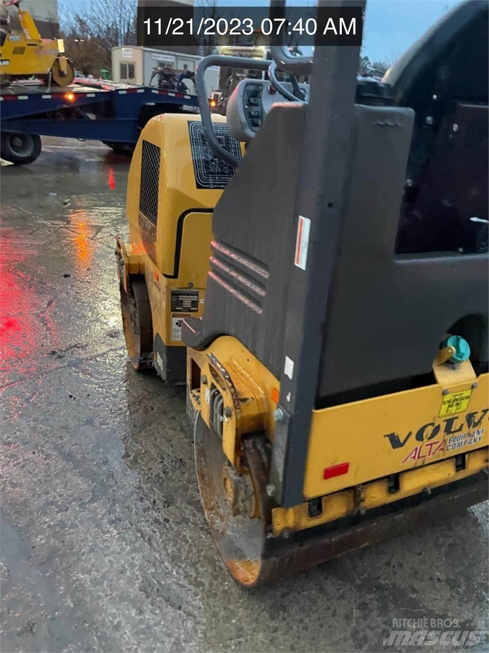 Volvo DD15 Двойни барабанни ролки

