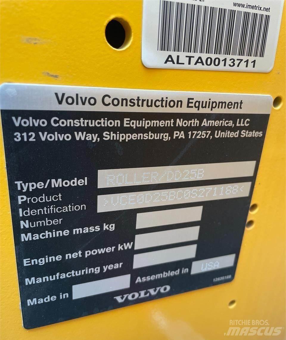Volvo DD25B Двойни барабанни ролки
