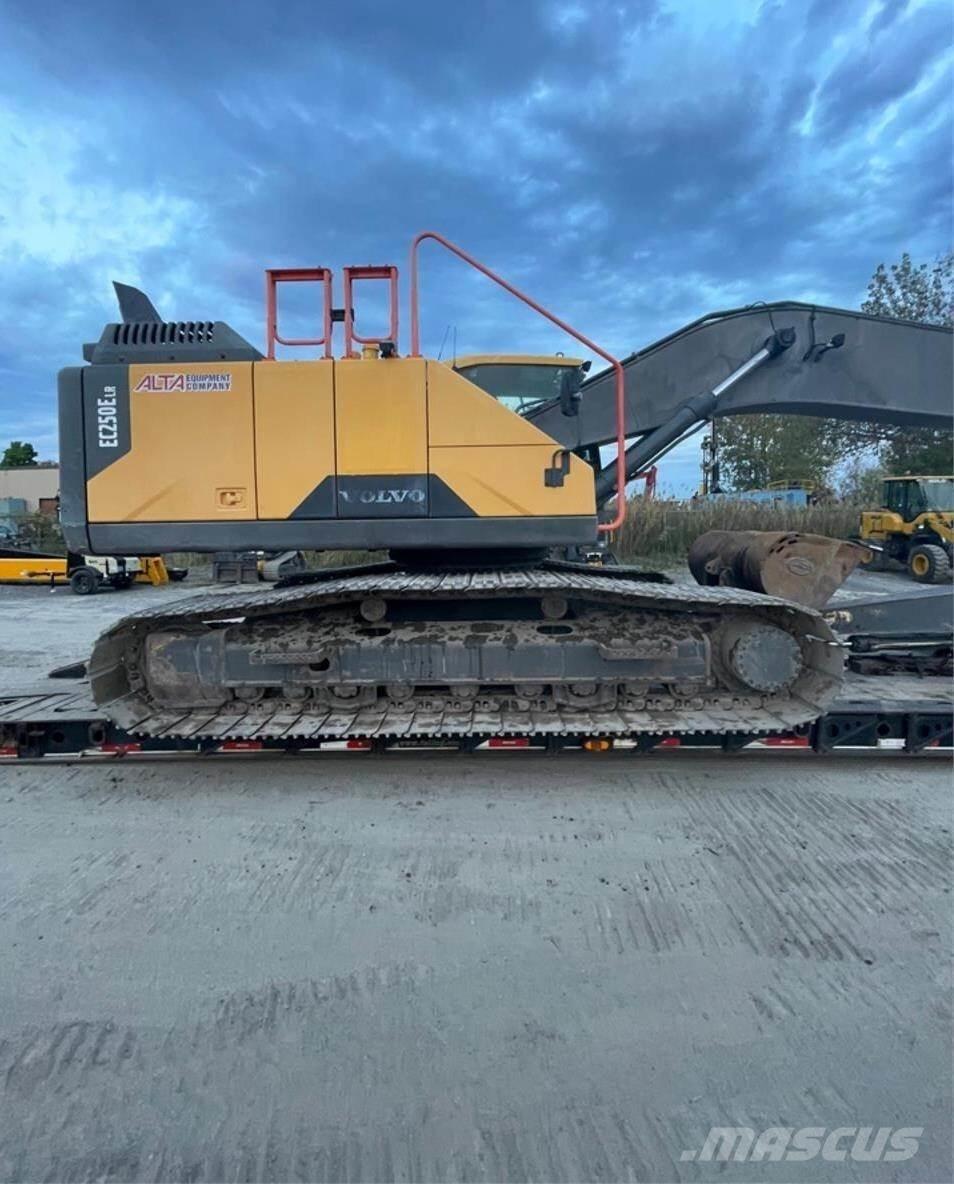Volvo EC250E LR Верижен екскаватор