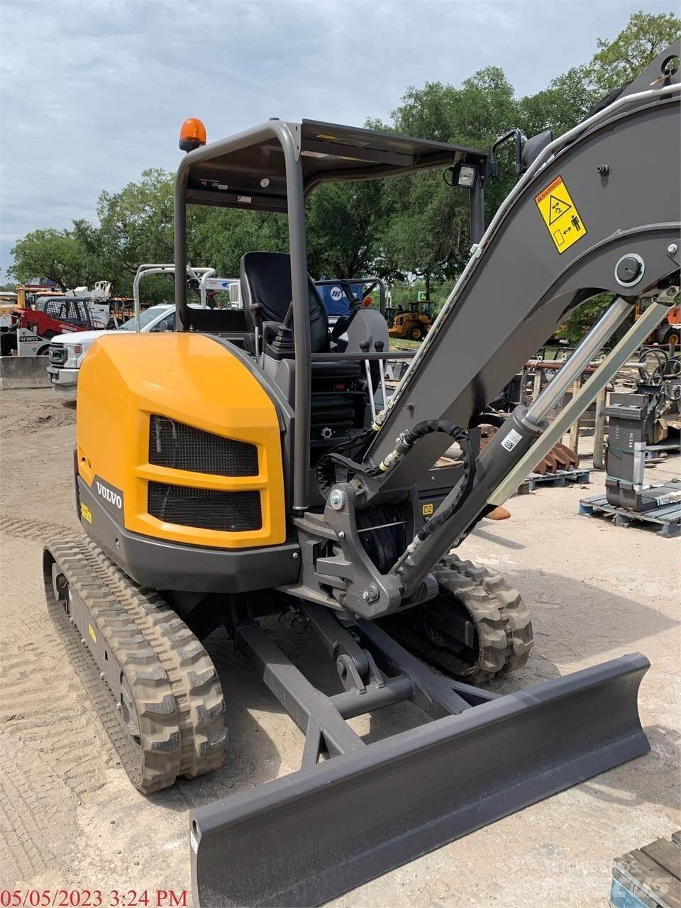 Volvo ECR40D Мини екскаватори < 7 т