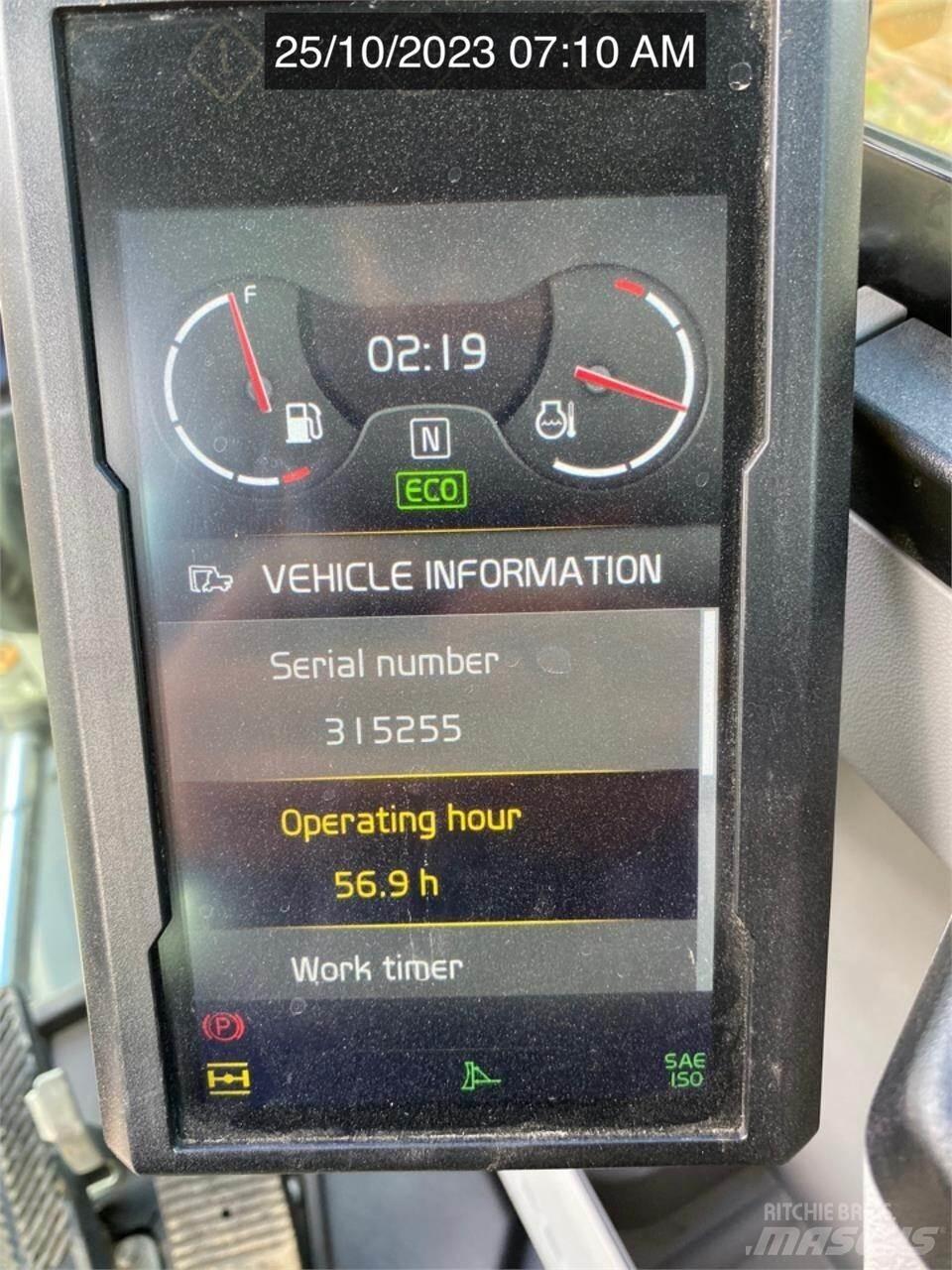 Volvo EW60E Колесни екскаватори