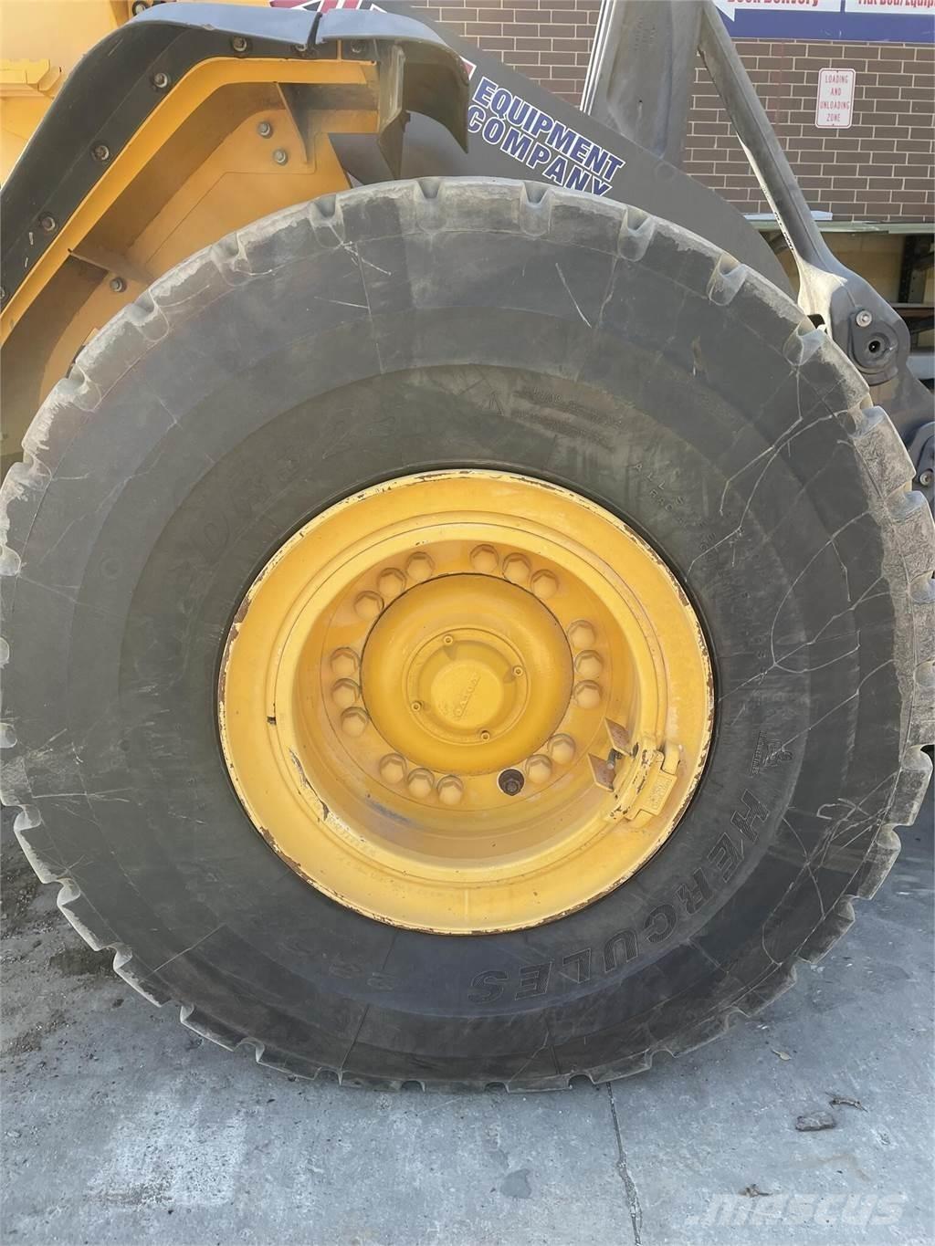 Volvo L110H Колесни товарачи