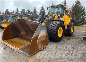 Volvo L220H Колесни товарачи